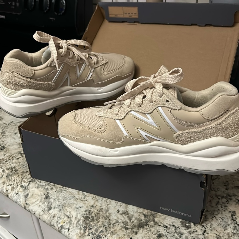 New Balance Lifestyle.